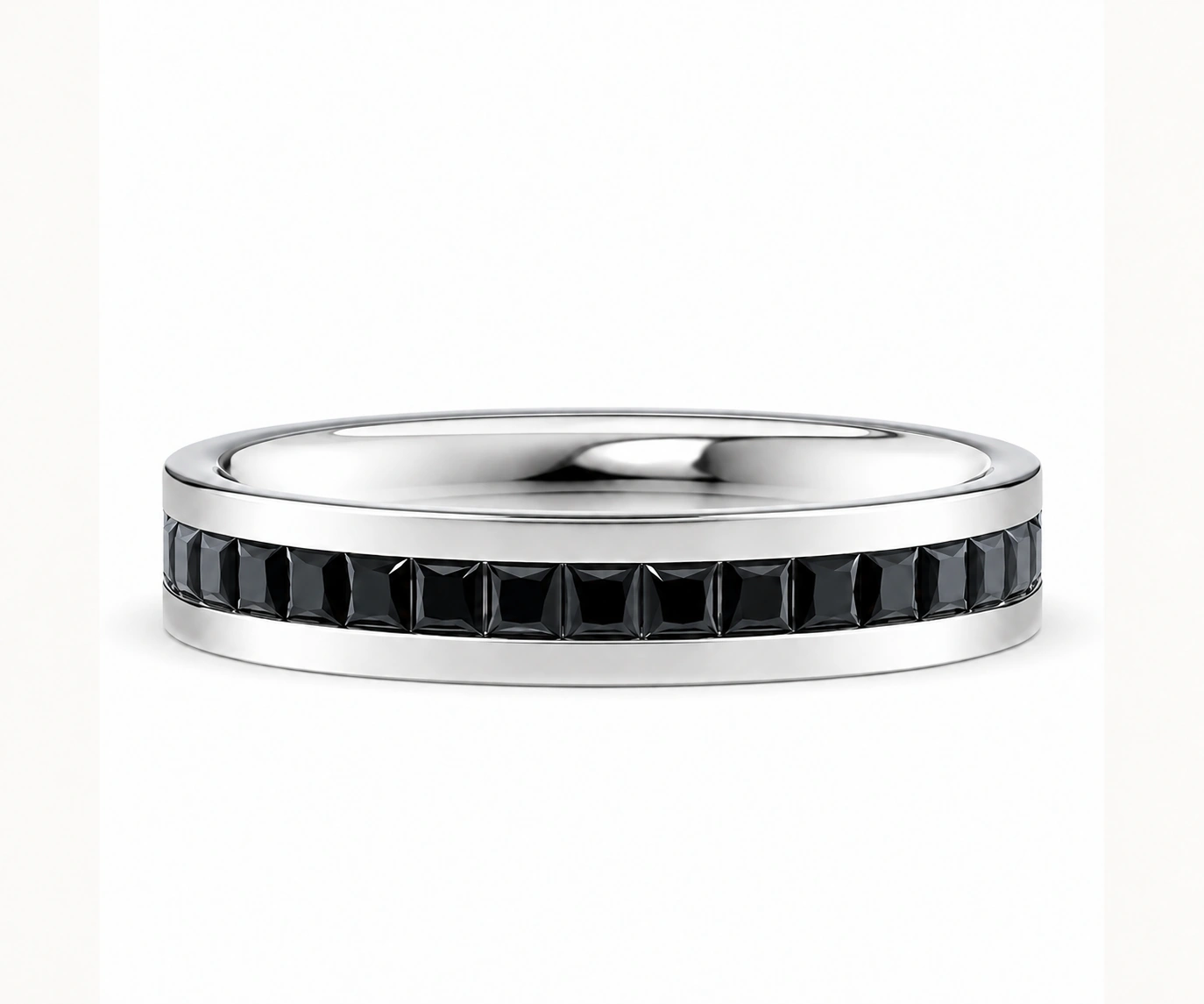 Honda · Argolla con diamantes negros — Oro blanco 18k